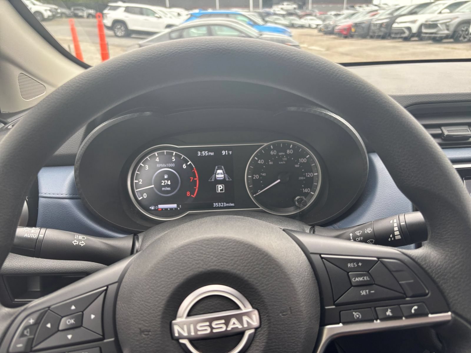 Used 2025 Nissan Versa SV FWD image 28