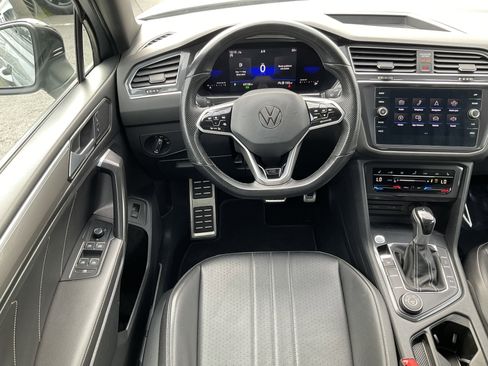 Used 2022 Volkswagen Tiguan SE R-Line AWD/4WD image 23