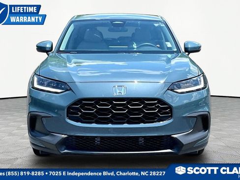 Used 2025 Honda HR-V LX image 2