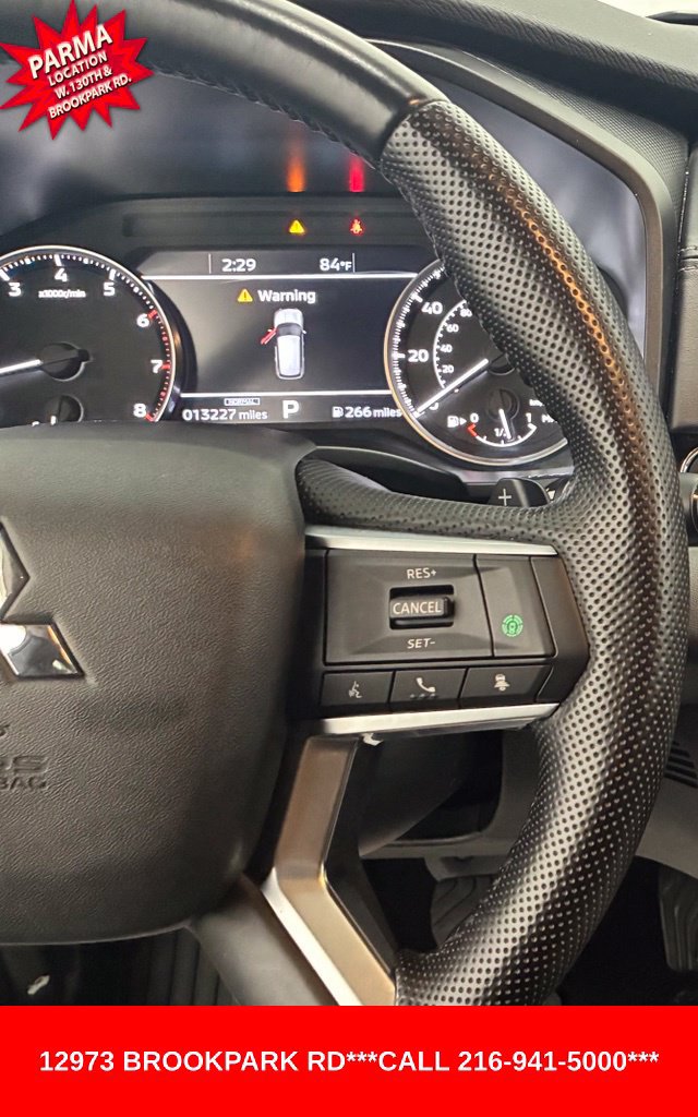 Used 2024 Mitsubishi Outlander FWD image 13
