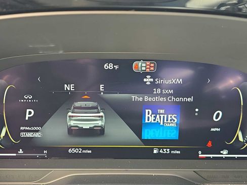 Certified 2026 INFINITI QX60 Luxe w/ Family Package image 24