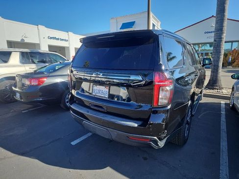 Used 2021 Chevrolet Tahoe Z71 w/ Z71 Signature Package AWD/4WD image 2