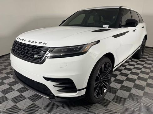 New 2026 Land Rover Range Rover Velar Dynamic SE image 3