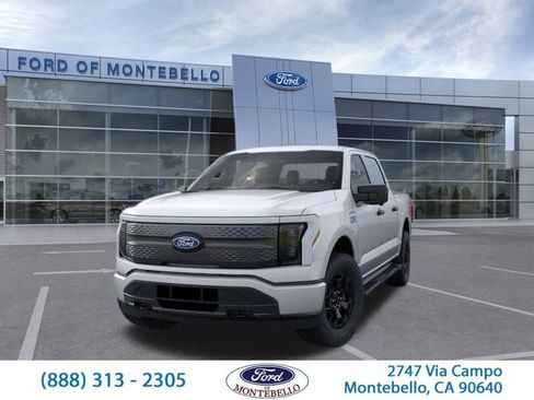 New 2025 Ford F150 Lightning XLT w/ Max Trailer Tow Package image 4