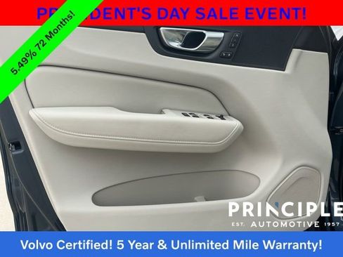 Certified 2023 Volvo XC60 B5 Plus image 26