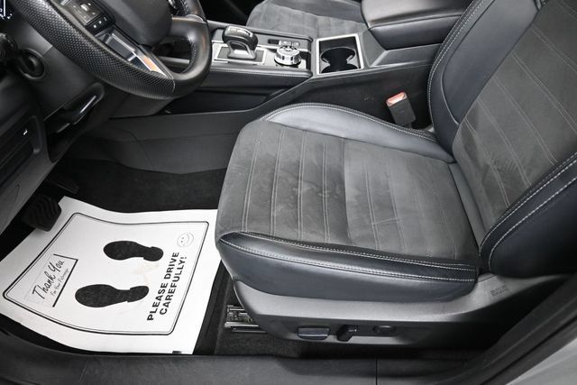 Used 2024 Mitsubishi Outlander SE FWD image 15