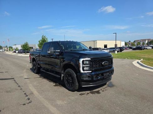 Certified 2025 Ford F250 Lariat w/ Black Appearance Package AWD/4WD image 3