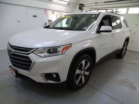 Used 2019 Chevrolet Traverse LT w/ LT Premium Package AWD/4WD image 20