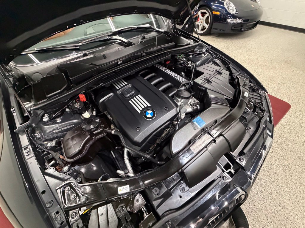 Used 2010 BMW 328i Convertible RWD image 46