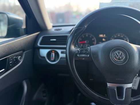 Used 2015 Volkswagen Passat 1.8T Wolfsburg Edition image 16