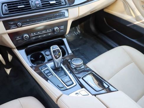 Used 2016 BMW 528i Sedan image 41