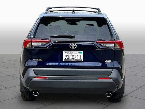 Certified 2025 Toyota RAV4 XLE w/ Convenience Package AWD/4WD image 4