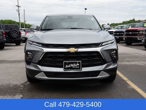 Used 2025 Chevrolet Blazer LT AWD/4WD image 9