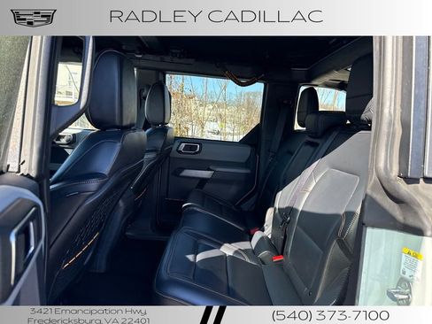 Used 2023 Ford Bronco Badlands w/ Sasquatch Package image 12