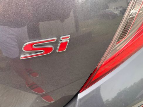 Used 2018 Honda Civic Si image 9