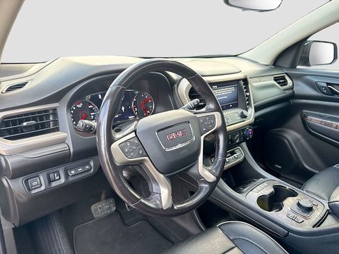 Used 2020 GMC Acadia Denali w/ Technology Package image 9