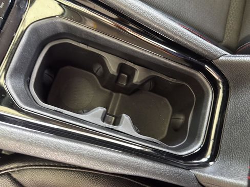 Used 2022 Jeep Compass Trailhawk image 23