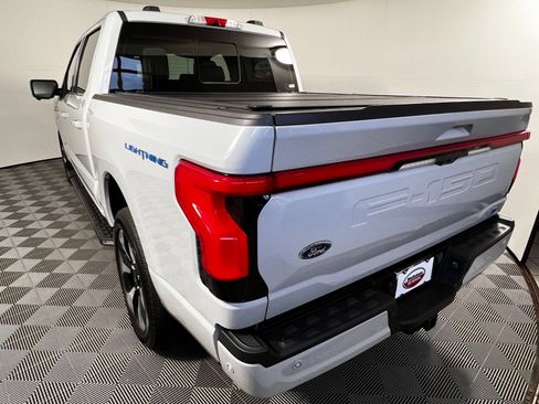 Used 2023 Ford F150 Lightning Platinum AWD/4WD image 7