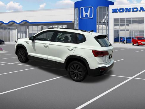 Used 2022 Volkswagen Taos S FWD image 6