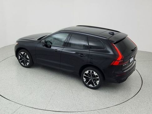 New 2026 Volvo XC60 B5 Plus w/ Protection Package Premier image 16