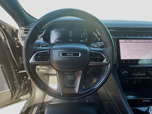 Used 2023 Jeep Grand Cherokee Summit w/ Adv Protech Group IV image 10