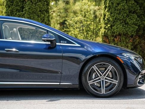 Used 2023 Mercedes-Benz EQS 580 4MATIC Sedan image 14