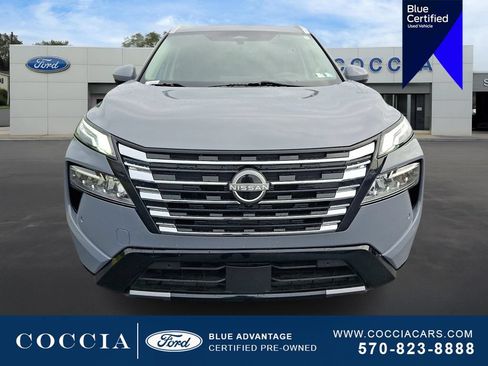 Used 2024 Nissan Rogue Platinum w/ Platinum Premium Package AWD/4WD image 2
