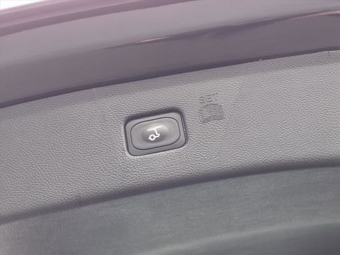 Used 2022 Ford Edge SEL w/ Convenience Package image 31