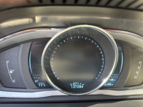 Used 2015 Volvo XC70 3.2 Premier image 21