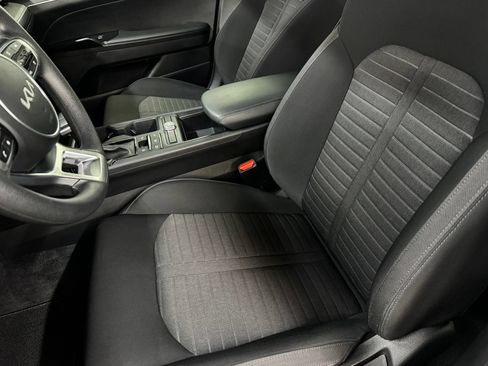 Used 2025 Kia K5 LXS FWD image 9