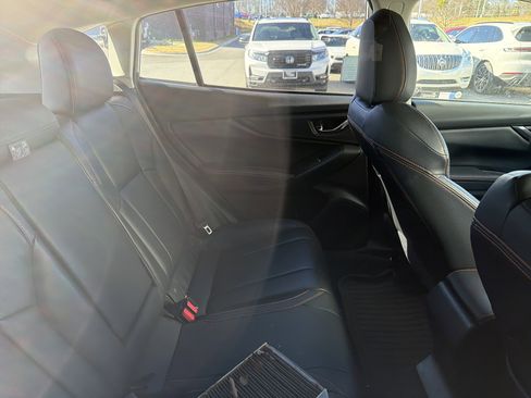 Used 2019 Subaru Crosstrek 2.0i Limited w/ Moonroof Package w/Navigation image 14