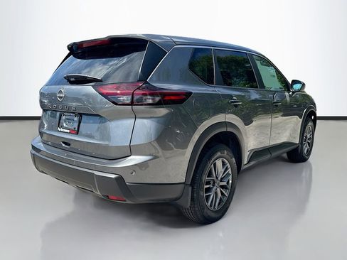 New 2026 Nissan Rogue S image 8
