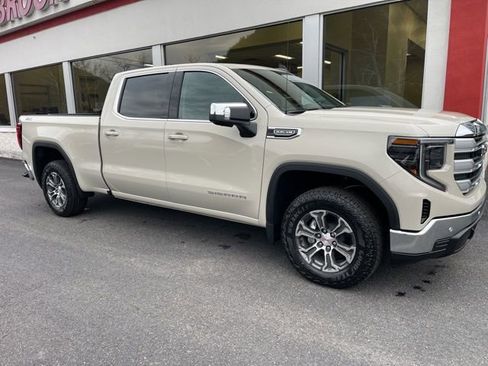 New 2026 GMC Sierra 1500 SLE w/ X31 Off-Road Package image 5