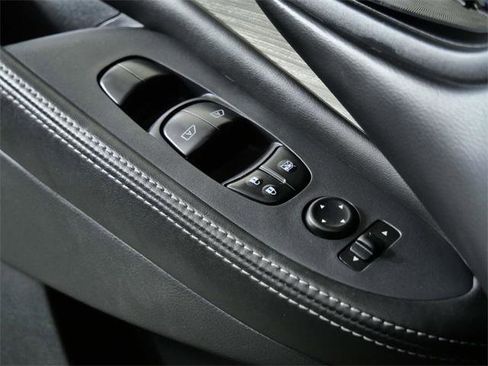 Used 2018 Nissan Murano SV image 27