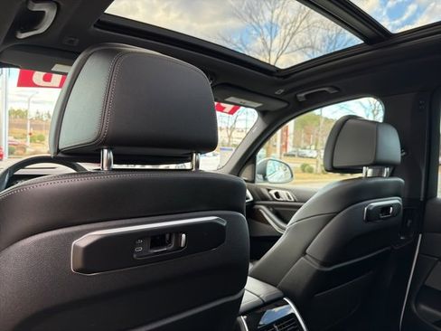 Used 2024 BMW X5 xDrive40i image 37