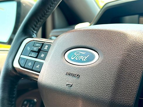 Used 2024 Ford Expedition King Ranch AWD/4WD image 32