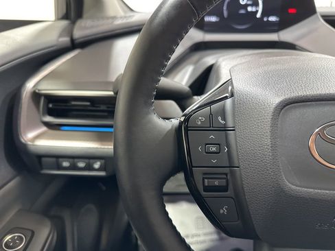 Used 2025 Toyota Prius Limited image 30