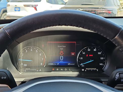 Used 2024 Ford Explorer Limited image 22