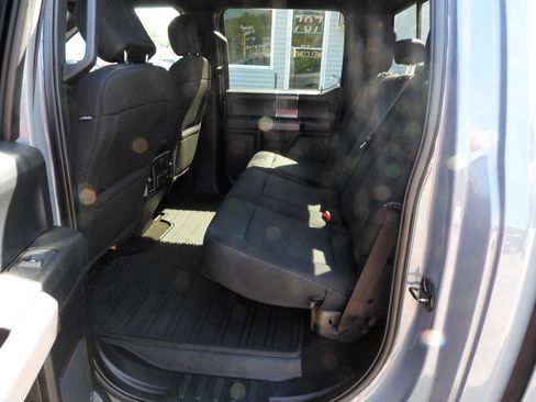Used 2020 Ford F150 XLT w/ Equipment Group 302A Luxury AWD/4WD image 12