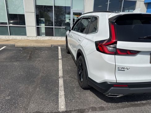 Used 2023 Honda CR-V Sport image 4