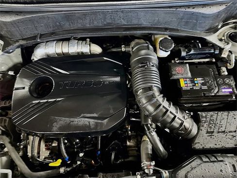 Used 2023 Kia Seltos SX image 9