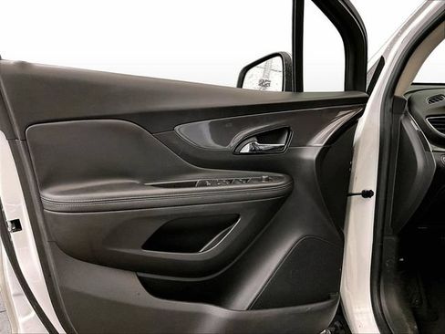 Used 2019 Buick Encore Essence FWD image 22