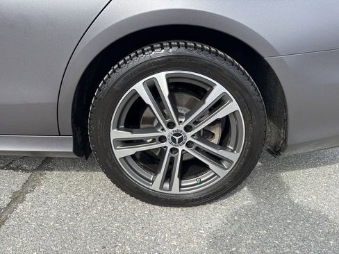 Used 2021 Mercedes-Benz E 350 4MATIC Sedan image 32