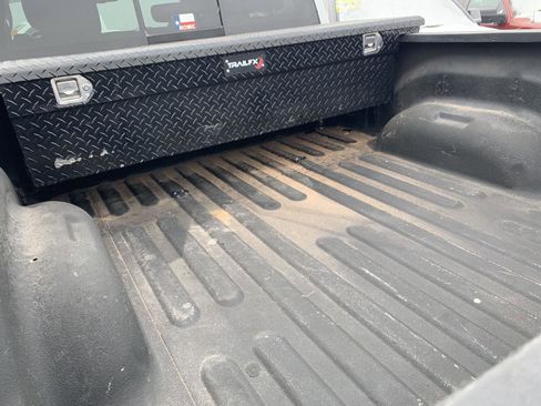 Used 2017 RAM 2500 Laramie w/ Sport Appearance Group image 26