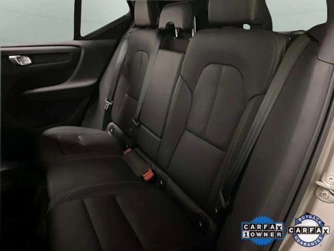 Used 2025 Volvo XC40 B5 Plus image 73