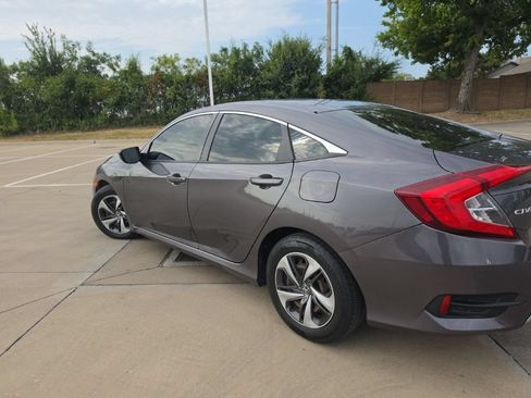 Used 2020 Honda Civic LX image 4