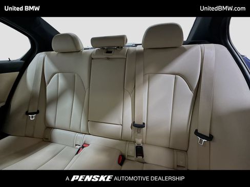 Used 2020 BMW 330i Sedan w/ Premium Package RWD image 13