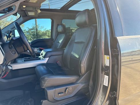 Used 2019 Ford F350 Lariat w/ Lariat Ultimate Package image 16