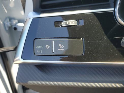 New 2026 Audi SQ8 Prestige AWD/4WD image 24