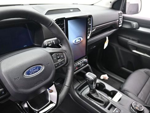 New 2025 Ford Ranger Lariat w/ Black Appearance Package image 26